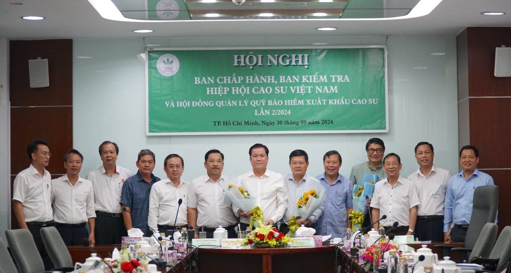 Ông Lê Thanh Hưng giữ chức Chủ tịch Hiệp hội Cao su Việt Nam